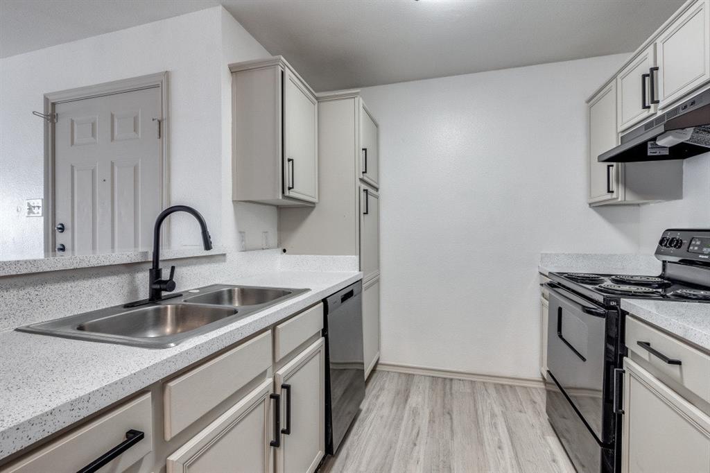 Ridgeway #1 - Residential Lease