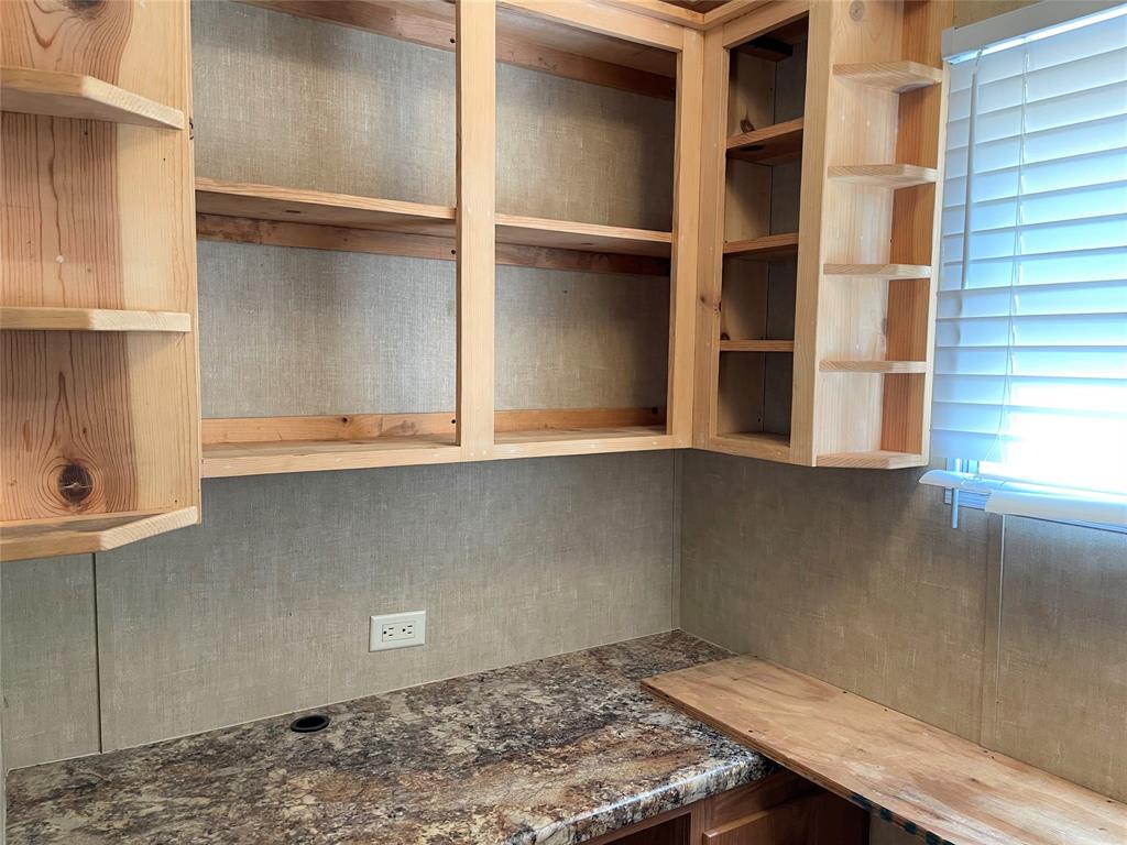 M DECANTONA, A-7 - Residential