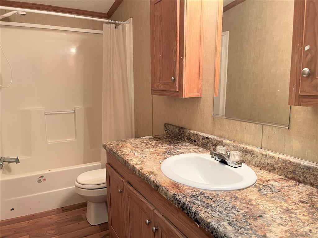 M DECANTONA, A-7 - Residential