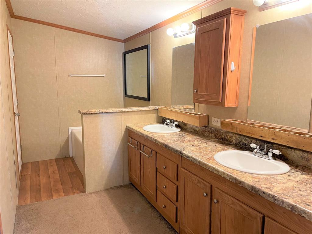 M DECANTONA, A-7 - Residential