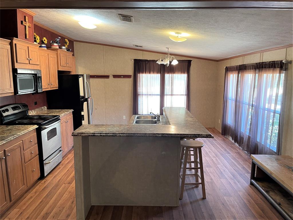 M DECANTONA, A-7 - Residential