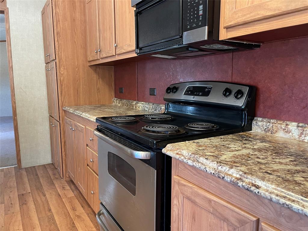 M DECANTONA, A-7 - Residential