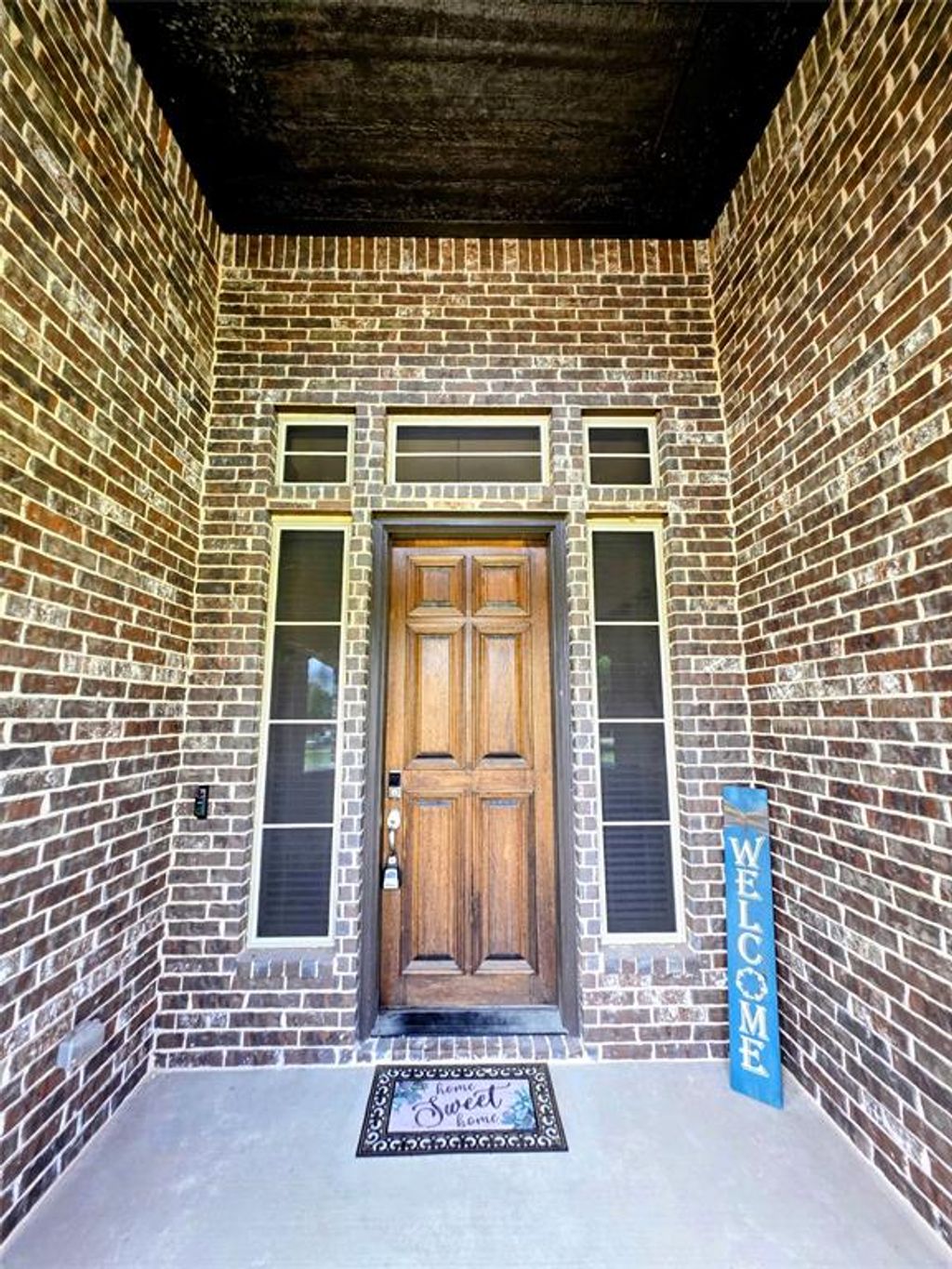 Photo of 2015 Alps Court, Cedar Hill, TX 75104 (MLS # 21252424)