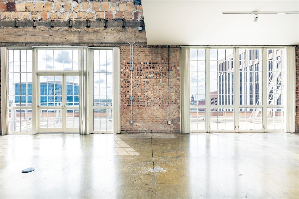 Soco Urban Loft Condo - Residential Lease