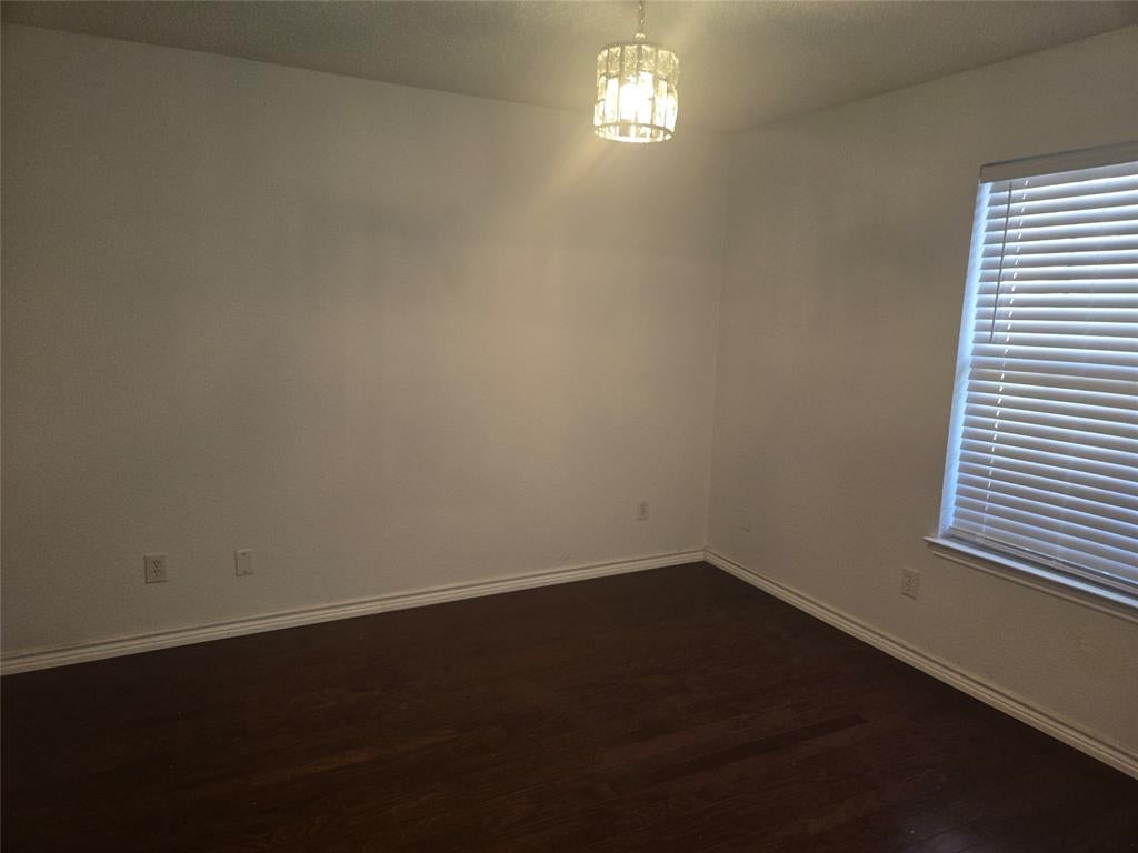905 Larkspur Drive