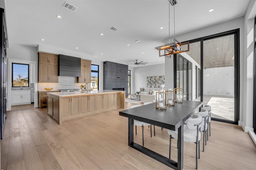 Oakleigh Add - Residential