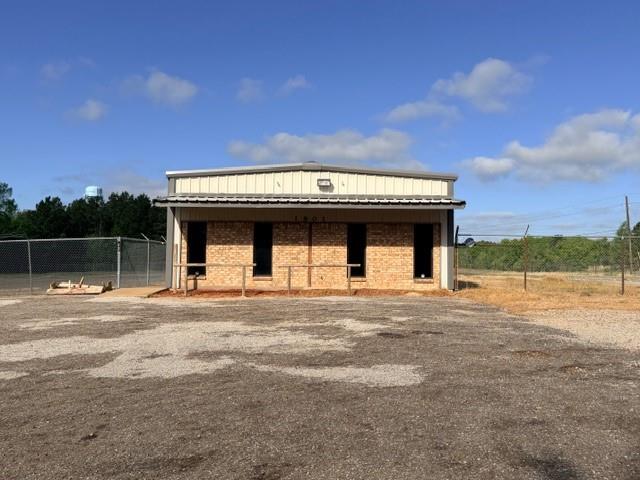 MCKINZIE, DANIEL - Commercial Sale