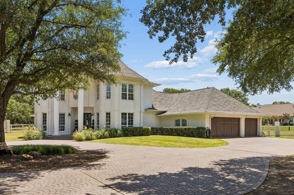 110 Falcon Court