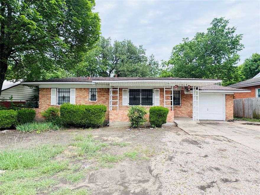 Three bedroom, one bath home ready for updates and restoration to bring it back to its full potential.  Great opportunity for an investor to capitalize on this real estate property.  Conveniently located near shopping, major highways, and just minutes from downtown Dallas with an easy commute to surrounding suburbs.  Sold AS IS - seller will  make no repairs.  Buyers and Buyers agent to verify all information.