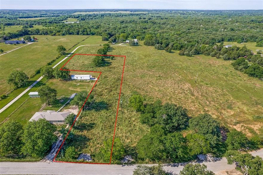 Bring All Offers! Welcome to your future homesite in the peaceful city of  Dension, TX! Nestled on a quiet, tranquil road, this spacious property offers not just one ,but four adjoining lots - perfect for those looking to build a dream home with extra space to spread out.  Weather you are dreaming of a large yard or a workshop the possibilities are wide open. Located in a calm, established neighborhood, this property offers the perfect blend or privacy and convience.