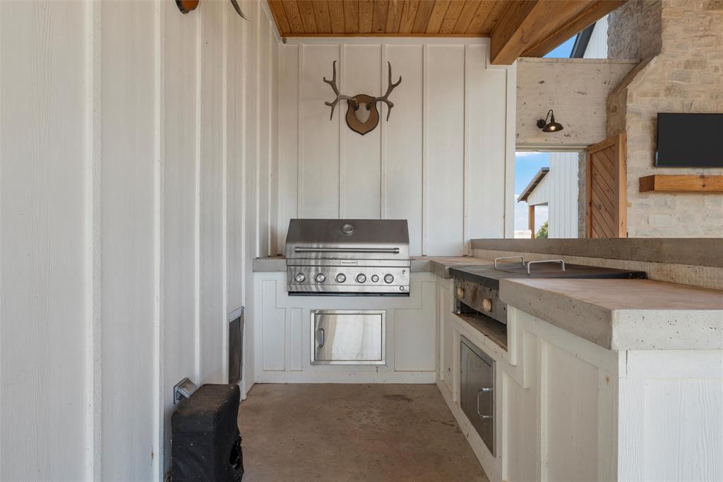 Walker J - Residential