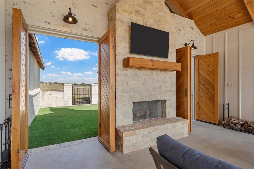 Walker J - Residential