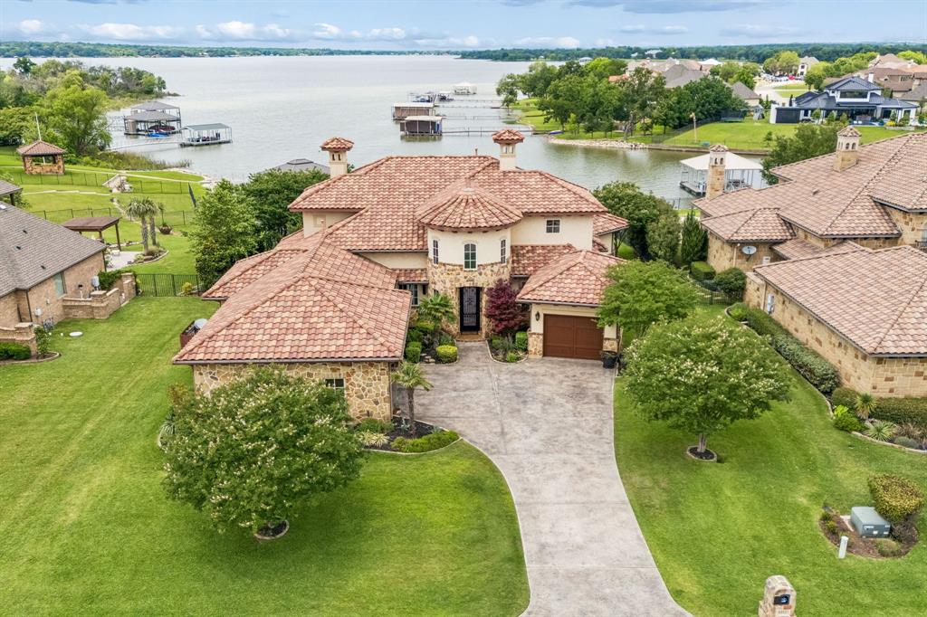 Resort On Eagle Mountain Lake - Residential