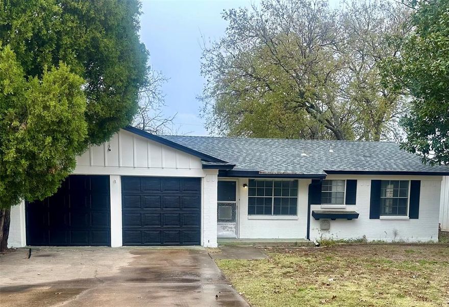 COMING SOON!  Stunning, recently refreshed single-family home in sought-after Plano location.  Welcome to 1511 Laurel Lane — a beautifully updated 3-bedroom, 1½-bath residence with approximately 1,140 sq ft.  This inviting home combines timeless brick curb appeal with modern comforts.

Key features include:  Three well-sized bedrooms offer flexible space for family, guests, or a home office.  One full bath plus a convenient half bath help make weekdays easier.  The living and dining areas flow naturally with a bright eat-in kitchen — perfect for entertaining or everyday living.  A spacious sunroom and large backyard invite outdoor relaxation and weekend BBQs.  Attached two-car garage and ample off-street parking add convenience.

Excellent location:  Just minutes from downtown Plano’s shopping, dining and entertainment, with easy access to major highways and the region’s employment centers.  Situated in the friendly Plano Park First Sec subdivision, this home is part of the highly regarded Plano ISD.