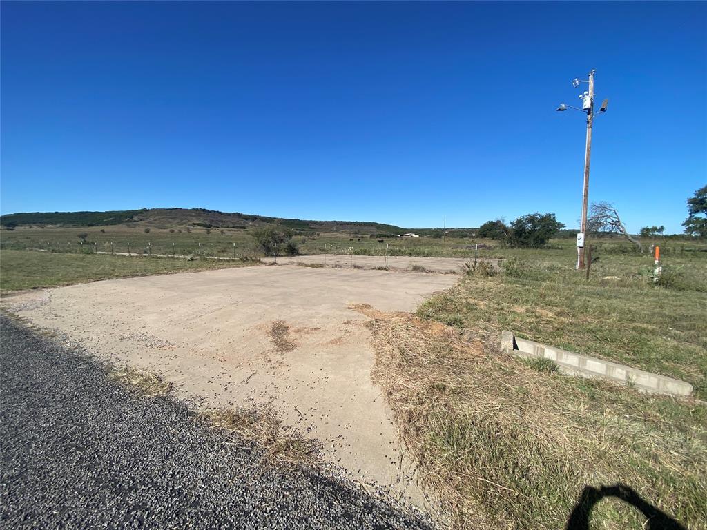 2423 N State Highway 16