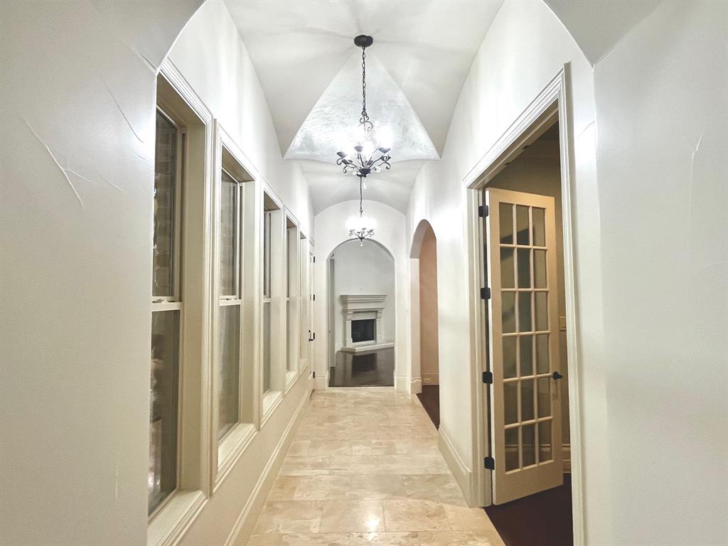 4122 Walnut Meadow Lane