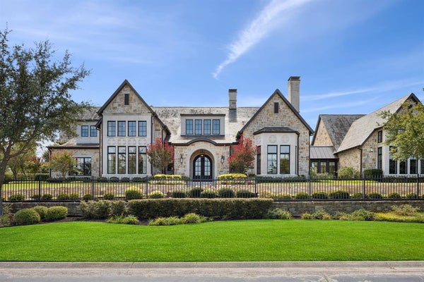 2001 BRAZOS CT, WESTLAKE, TX 76262 - Image 4e803fdafee22db0e5cc451b25084357/3489494185