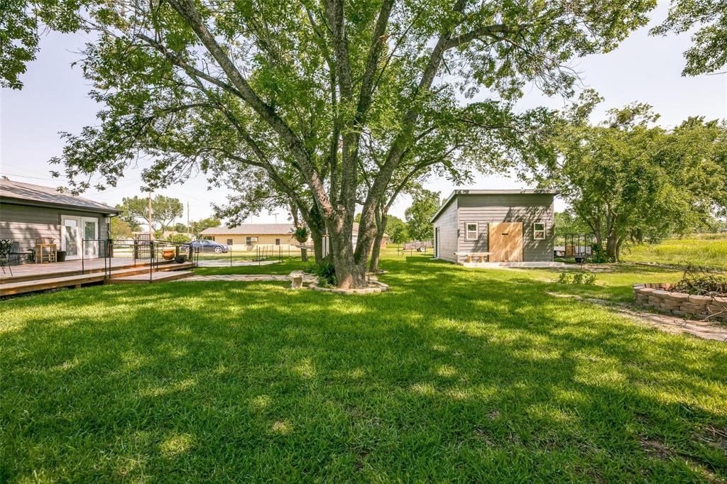 Forney Rev - Commercial Lease