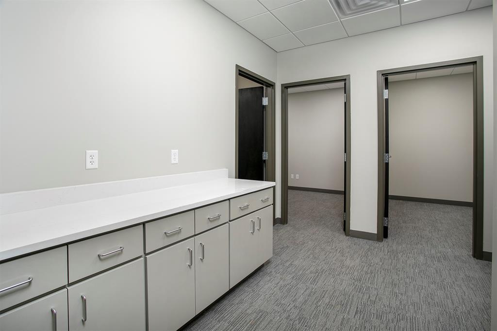 NA - Commercial Lease