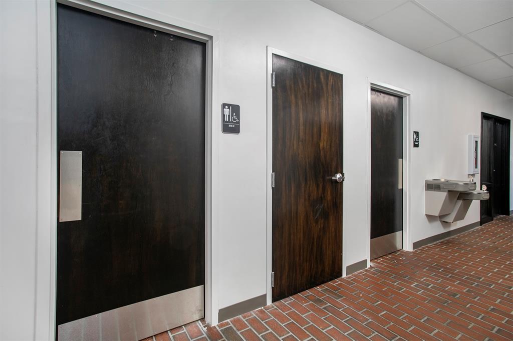 NA - Commercial Lease