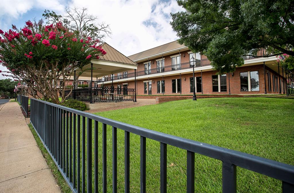 NA - Commercial Lease