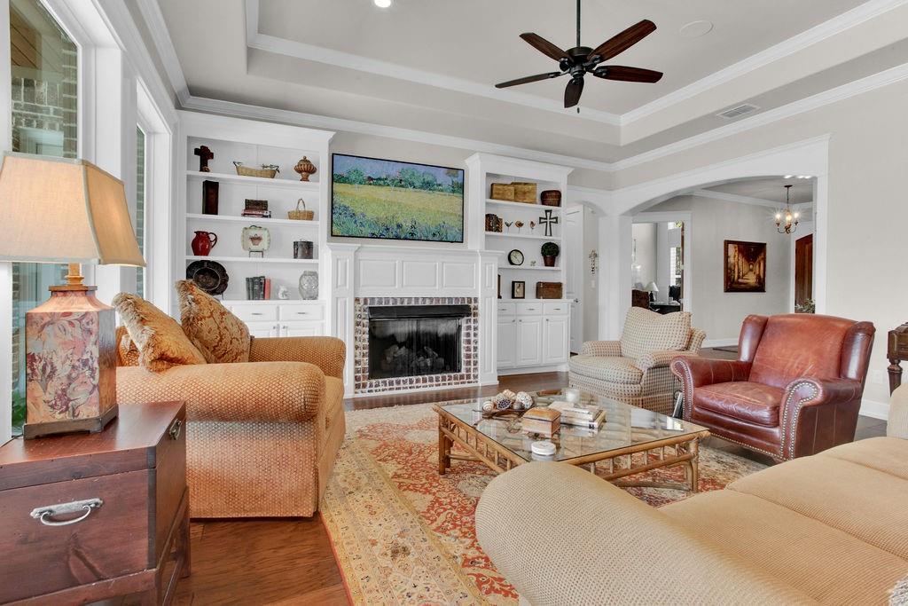 HIDEAWAY - Residential