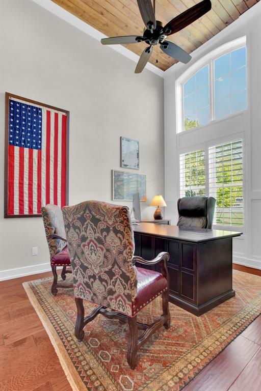 HIDEAWAY - Residential