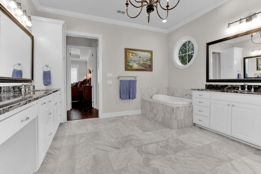 HIDEAWAY - Residential