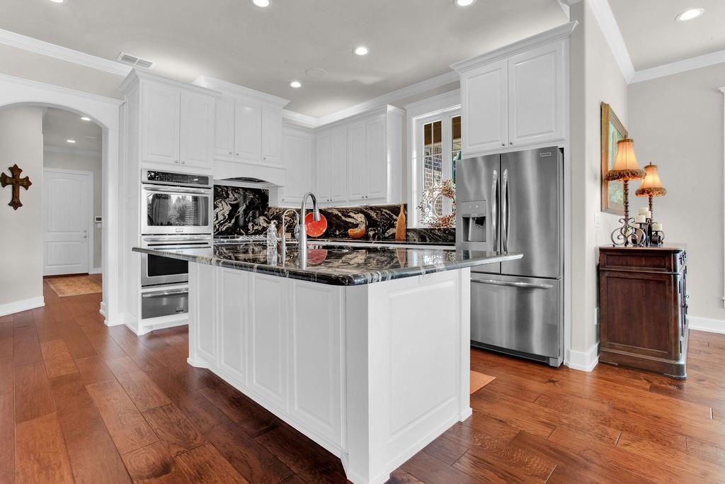 HIDEAWAY - Residential