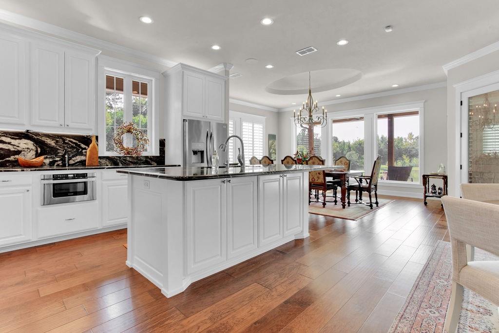 HIDEAWAY - Residential