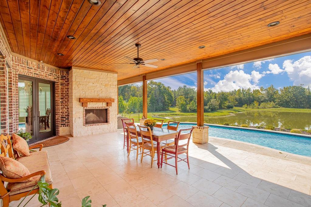 HIDEAWAY - Residential