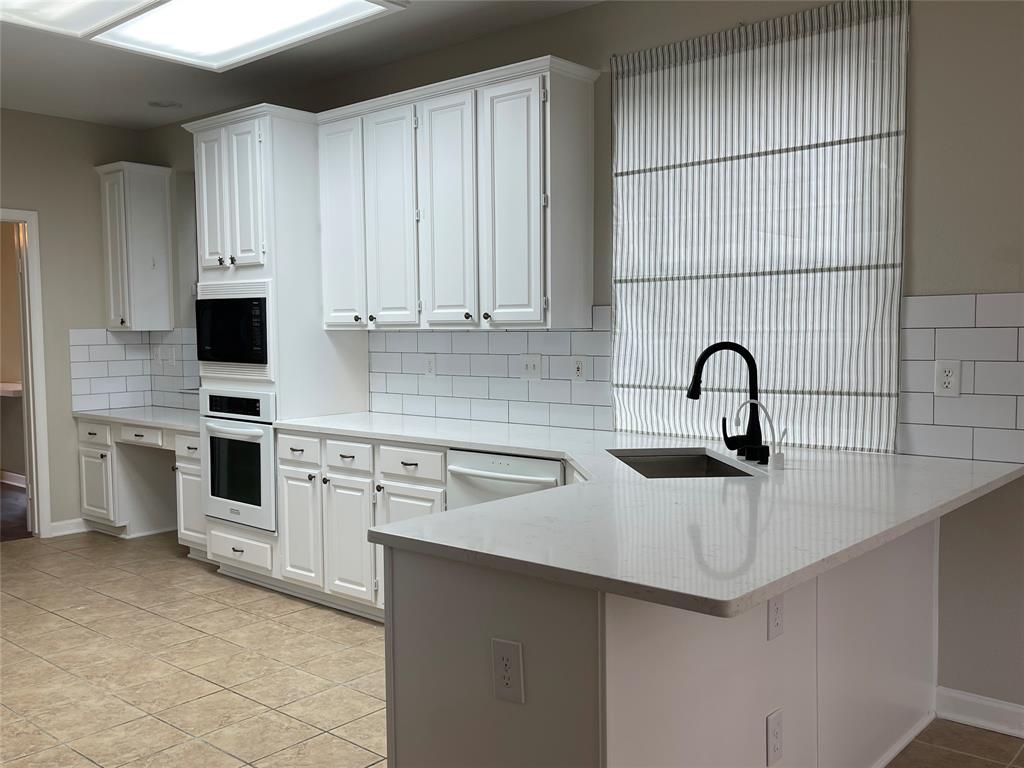 Fairfax Meadows - Residential Lease