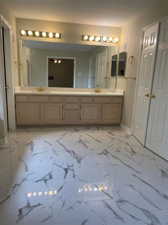 Fairfax Meadows - Residential Lease