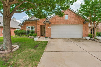 2847 Tranquilo Grand Prairie TX 75054