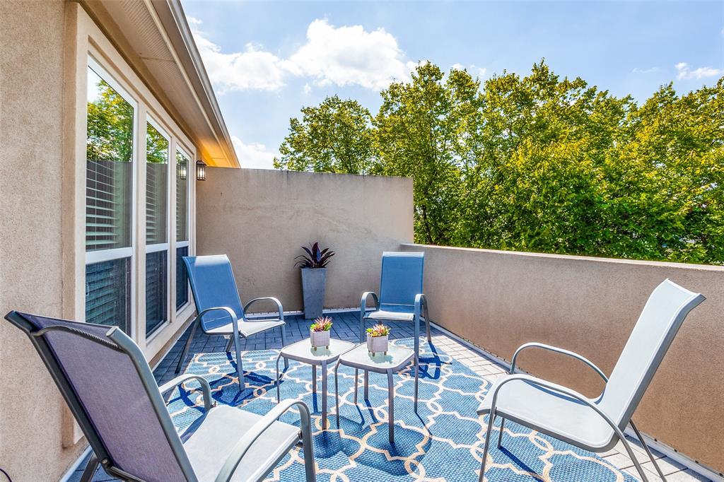 Richmond At Lakewood Condos - Residential