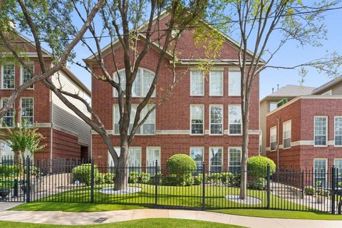 1005 W Bluff Street Fort Worth TX 76102