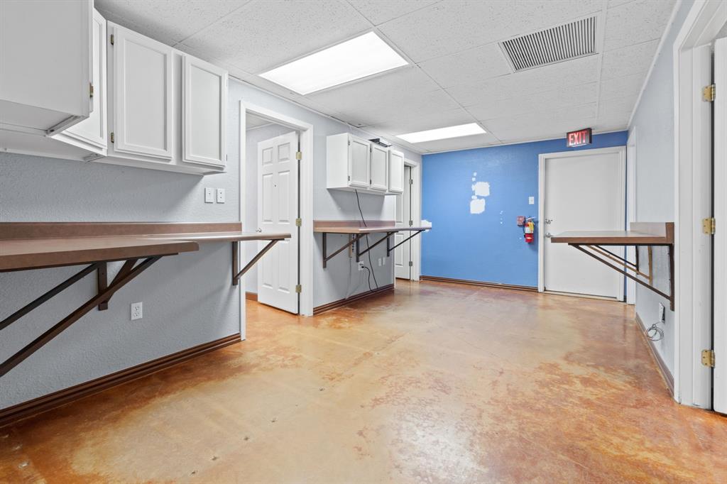 4 Paws Add - Commercial Sale