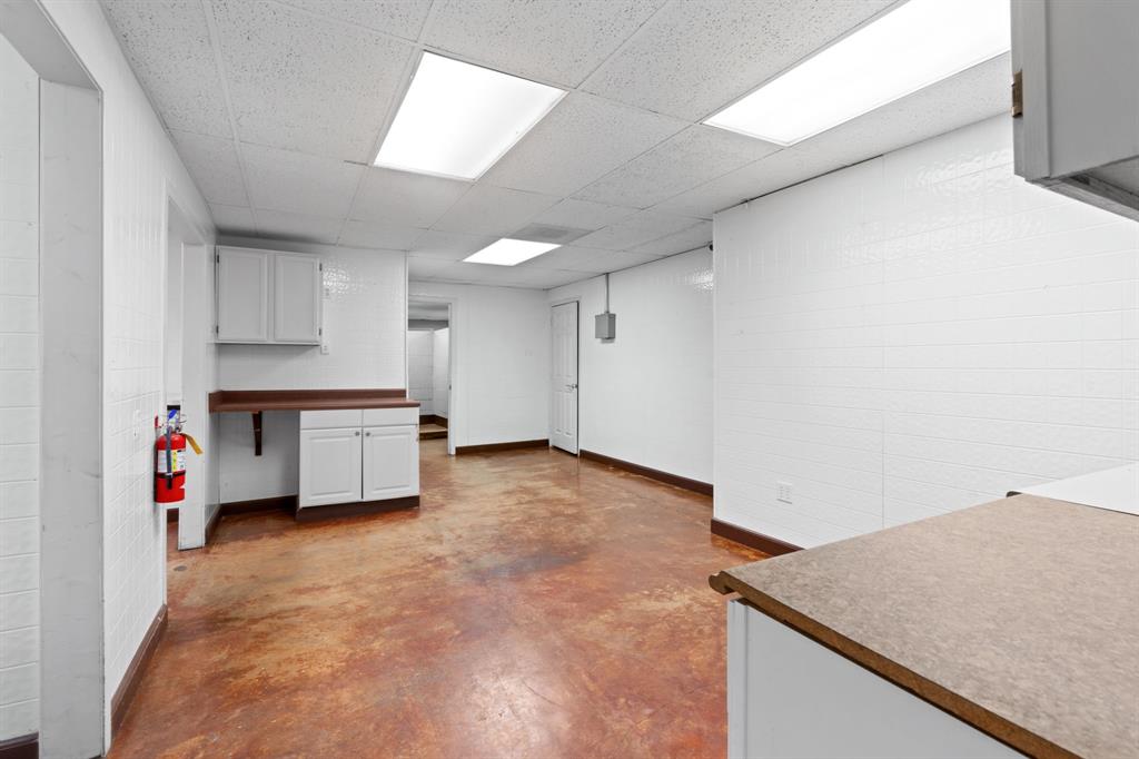 5620 Rowlett Road