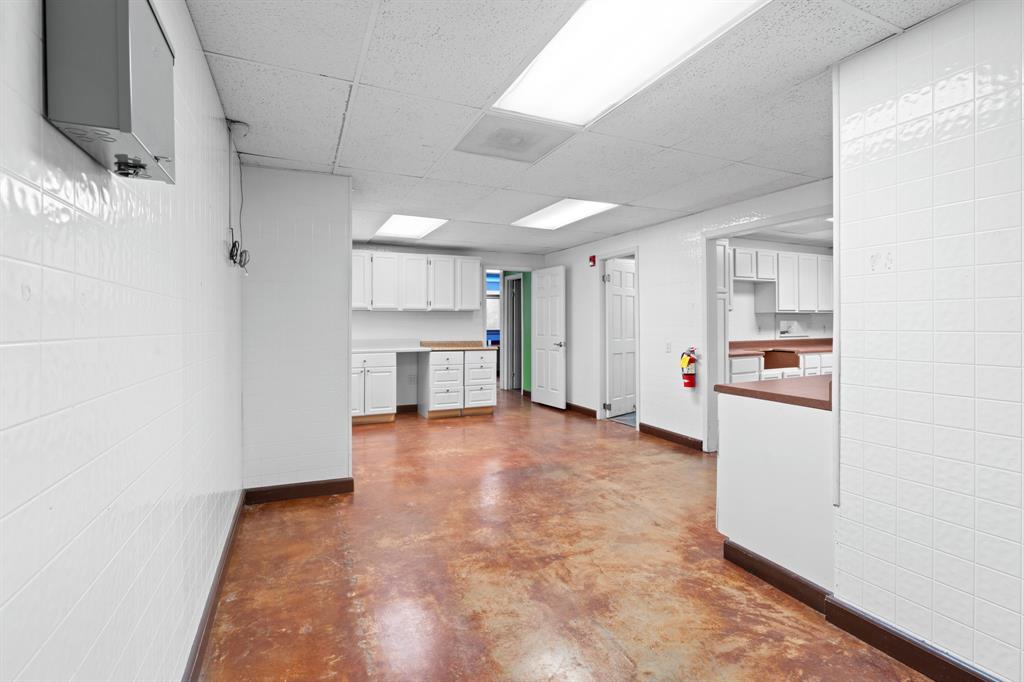 5620 Rowlett Road
