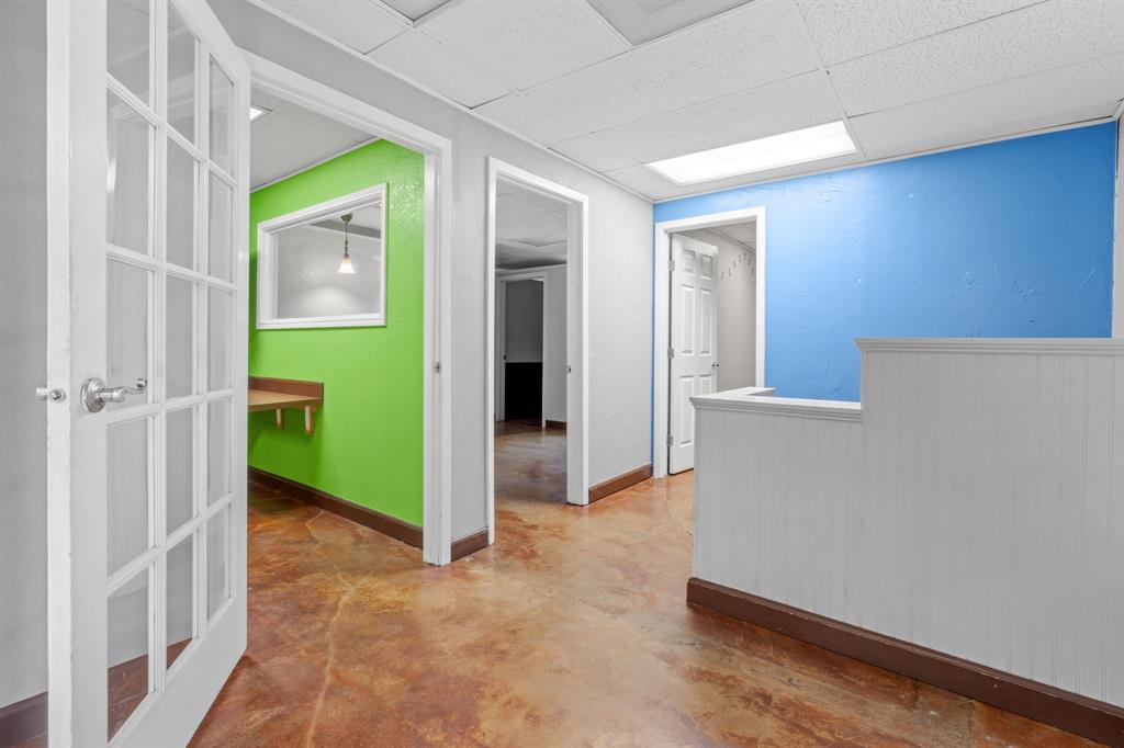 4 Paws Add - Commercial Sale