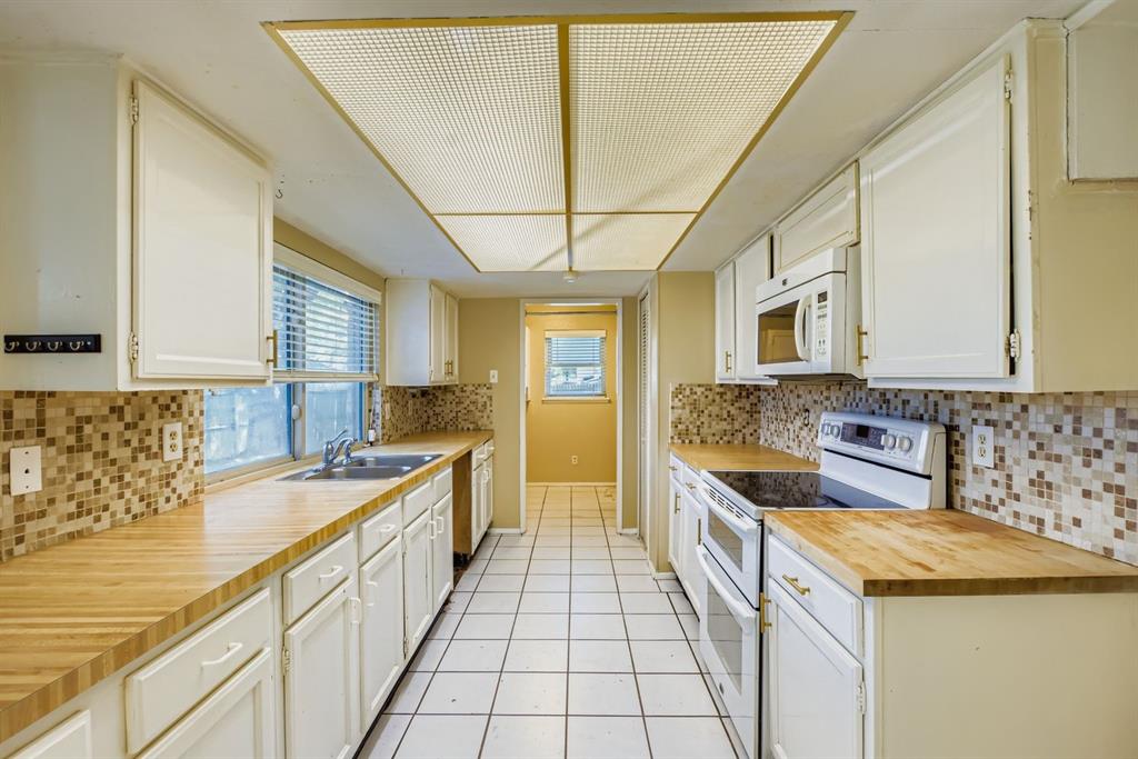 Kingsley Meadows 02 - Residential Lease