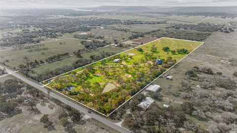 A home in Palo Pinto