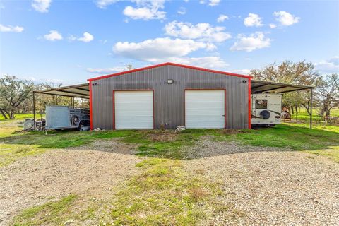 A home in Palo Pinto