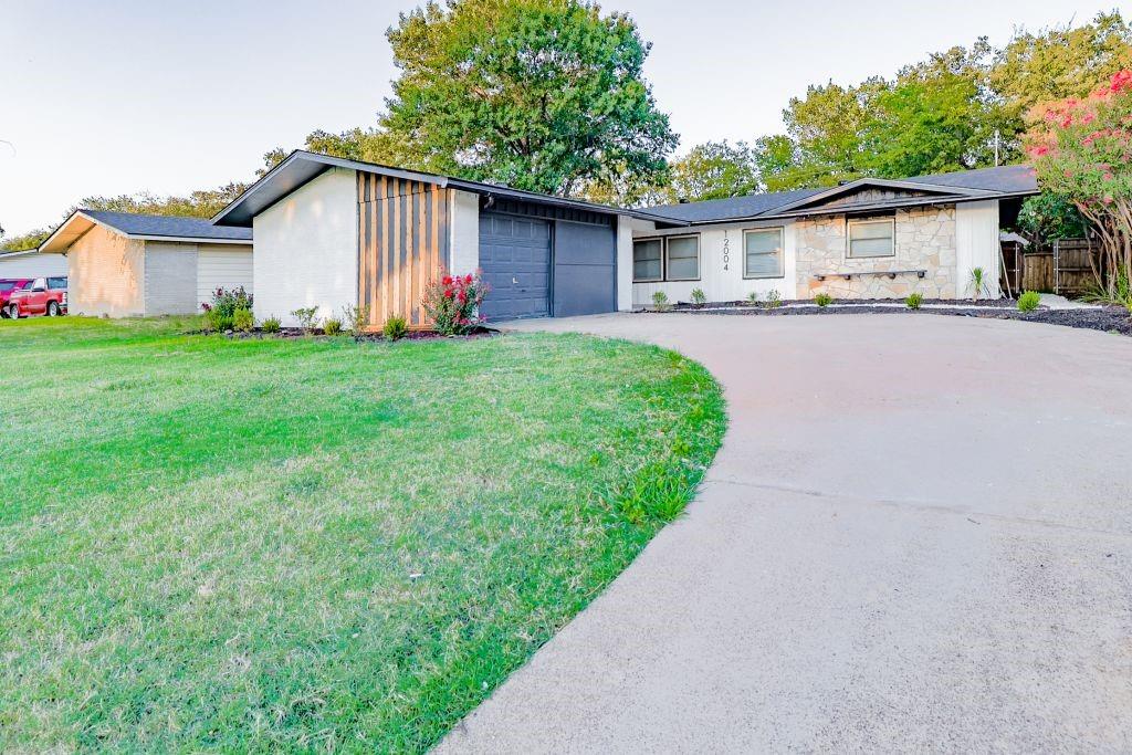 Photo of 12004 High Valley Drive, Dallas, TX 75234 (MLS # 21350341)