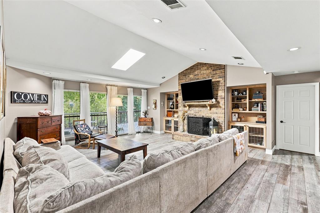 707 Findlay Drive