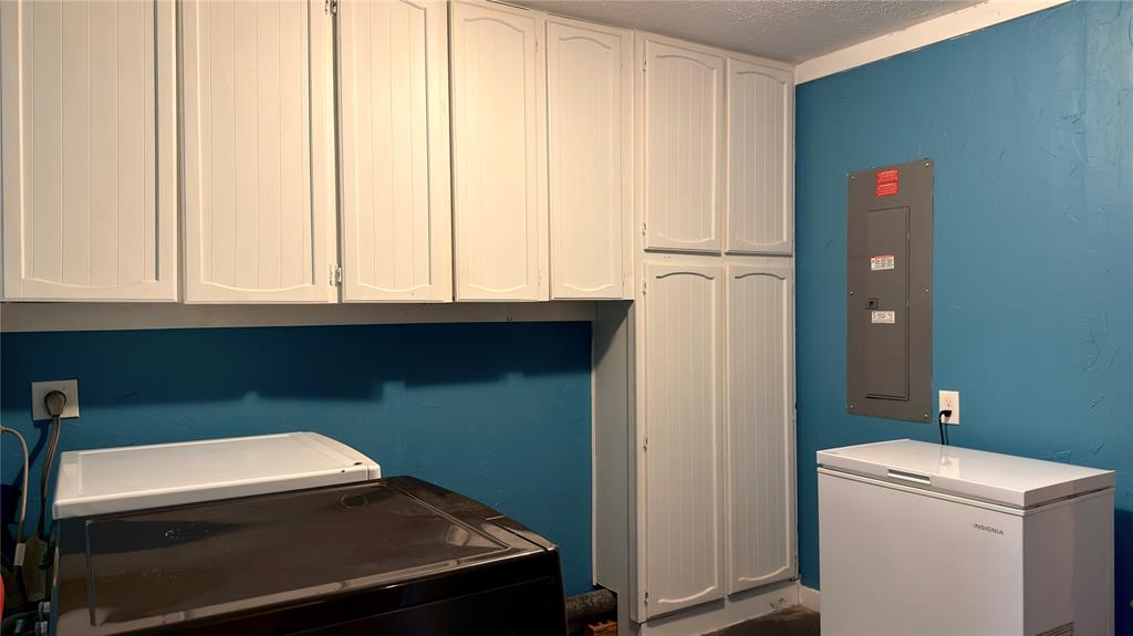 Freeway Park 02 - Residential