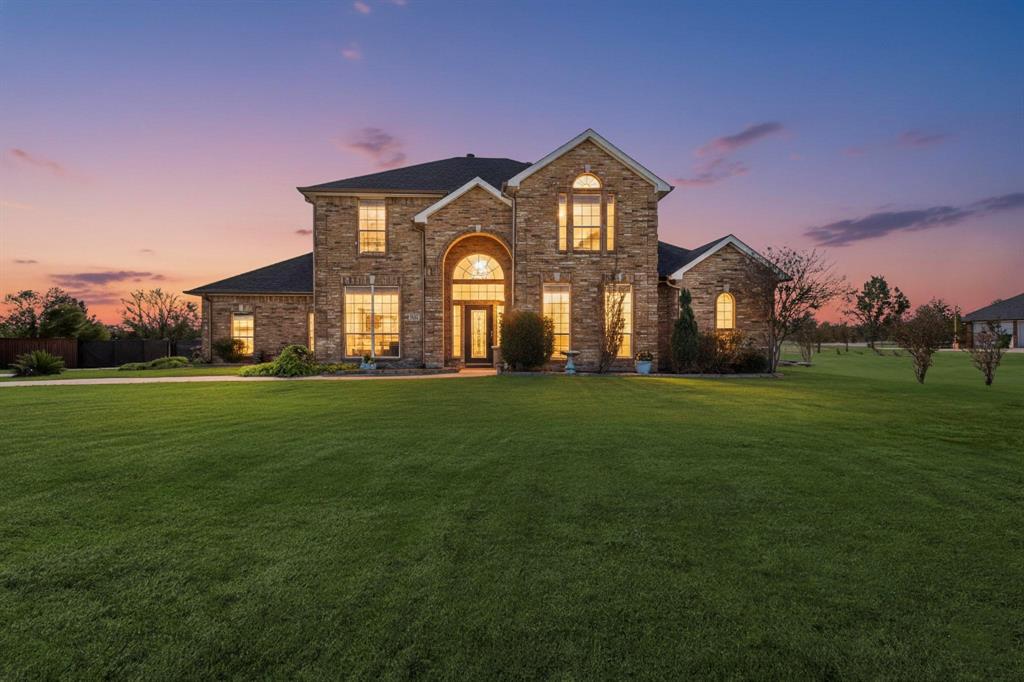 Winners Circle 1 & 2 & 3 & 4 - Residential