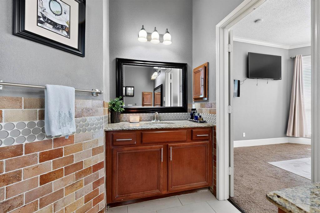 Winners Circle 1 & 2 & 3 & 4 - Residential