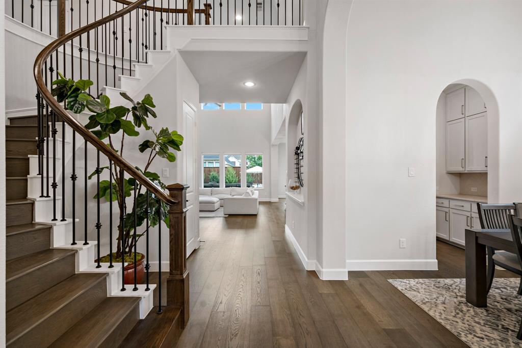 3221 Sunday Silence Lane
