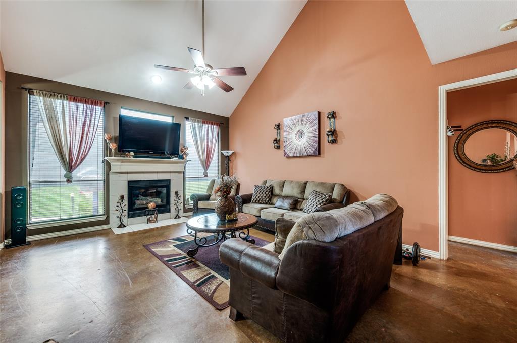 Jackson Ranch Lake Dallas - Residential